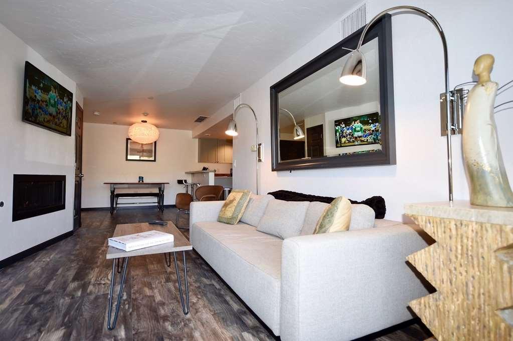 The Inn At Riverwalk Edwards Стая снимка